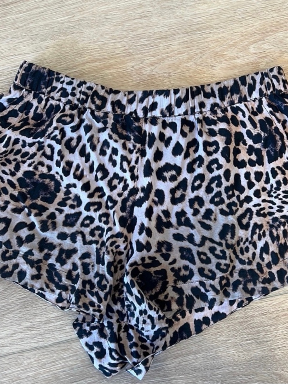 Mikoh Hawi Leopard-Print Lounge Pajama Shorts - Picture 3 of 3